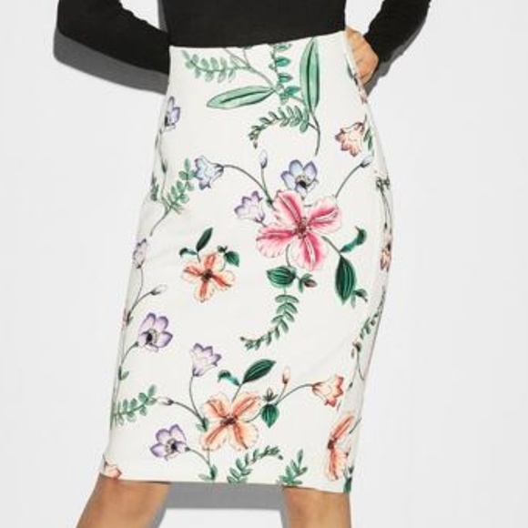 Express Dresses & Skirts - NWT Express High Waisted Floral Pencil Skirt
